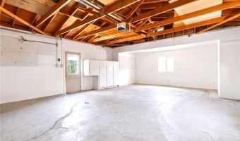 25274 Skyline, Apple Valley, CA 92308
