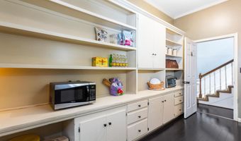 1624 LAKESHORE Dr, Anniston, AL 36207