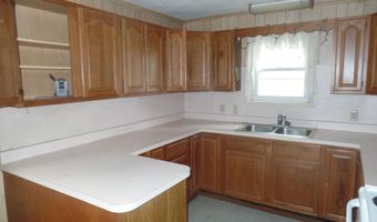 266 W Spring St, Bloomfield, IN 47424