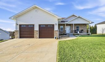 907 S 25th St, Beatrice, NE 68310