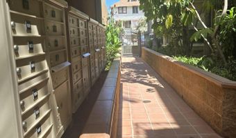 917 S New Hampshire Ave 301, Los Angeles, CA 90006