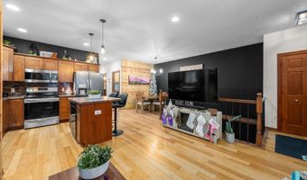 305 S Spring Pl, Brandon, SD 57005