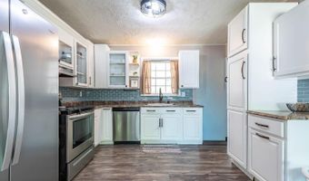 2812 Eastern Ave, Bedford, IN 47421