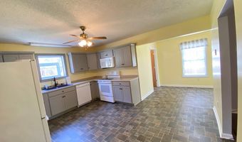 427 Muscadine Trl, Baskerville, VA 23915
