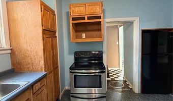 2213 Johnson St, Alton, IL 62002