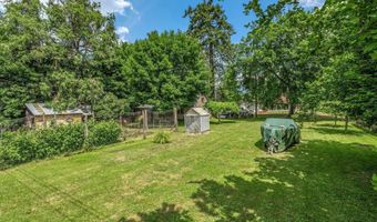 213 W 5th Ave, Clark Fork, ID 83811
