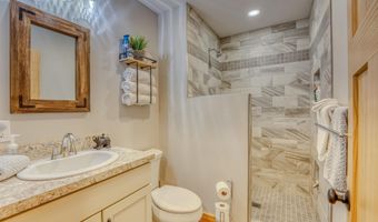 28 Billbarb Rd, Carroll, NH 03598