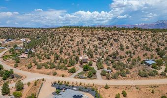 944 W Foothill Dr, Apple Valley, UT 84737