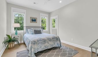 7878 Gull Bay Dr, Awendaw, SC 29429