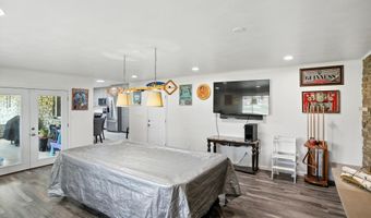 8219 Bishops Ln, Indianapolis, IN 46217