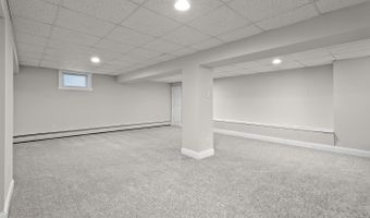 923 ARRAN Rd, Baltimore, MD 21239