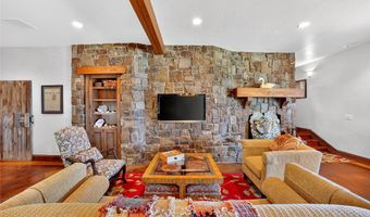 42816 Poplar Ln, Big Arm, MT 59910