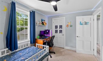1472 Wampanoag Trl, East Providence, RI 02915
