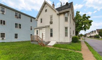 67 Elm St, Andover, NJ 07801