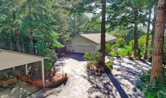 1090 PARKVIEW Dr, Brookings, OR 97415