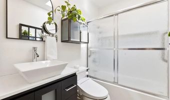 902 Caminito Madrigal F, Carlsbad, CA 92011