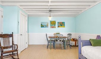 7 Clarkes Village Rd, Jamestown, RI 02835