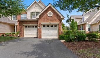 19608 EDGEMONT Sq, Ashburn, VA 20147