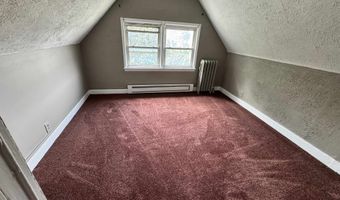 93 W 35TH St 2, Bayonne, NJ 07002