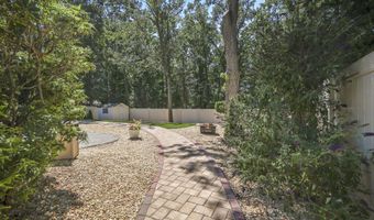 47 Overlea Ln, Aberdeen, NJ 07747