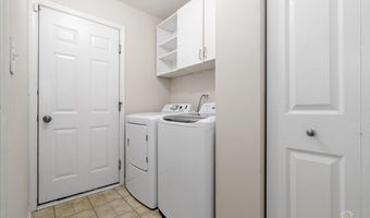 642 W Moreland Ave, Addison, IL 60101