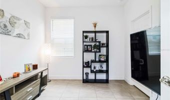 5653 DEL CORONADO Dr, Apollo Beach, FL 33572