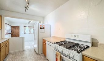 1309 N 4th St, Arkansas City, KS 67005