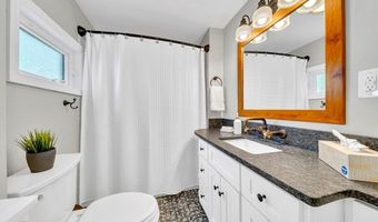 31 Ashton St, Beverly, MA 01915