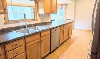 202 North Ln, Albert Lea, MN 56007