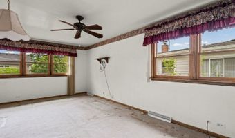 311 W Cypress St, Arlington Heights, IL 60005