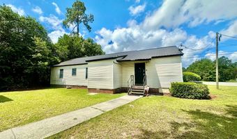 1102 N Hutchinson, Adel, GA 31620