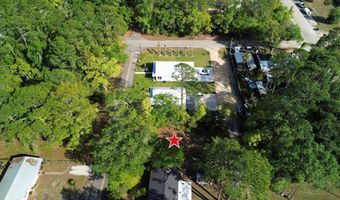 206 13th St, Apalachicola, FL 32320