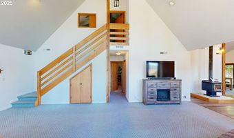 98393 E COUGAR Ln, Brookings, OR 97415