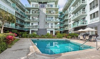 2957 Kalakaua Ave 102, Honolulu, HI 96815