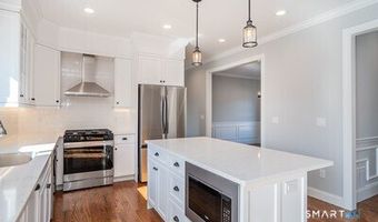 953 High Rd, Berlin, CT 06037