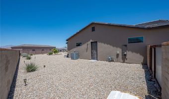 2921 Steamboat Dr, Bullhead City, AZ 86429