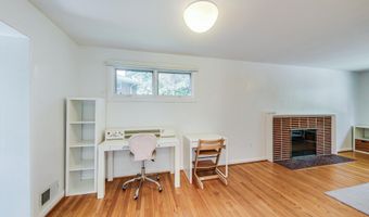 6515 E HALBERT Rd, Bethesda, MD 20817