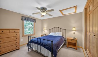 14 VICKIE Way, Basye, VA 22810