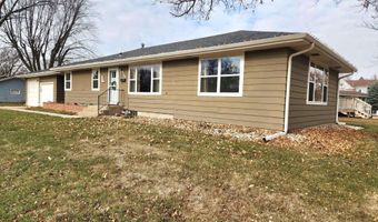 210 E Maple St, Beresford, SD 57004