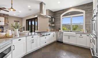 1101 Sierra Linda, Escondido, CA 92025