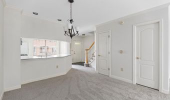 6908 FAIRFAX Dr 306, Arlington, VA 22213