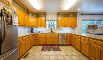 25 Aberdeen Dr, Batesville, AR 72501