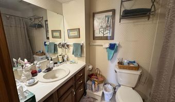 1703 E 14Th St 18, Atlantic, IA 50022