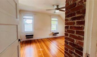 105 Bliss Rd, Newport, RI 02840
