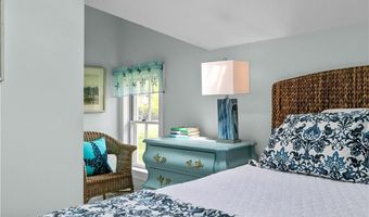 97 Narragansett Ave C4, Newport, RI 02840