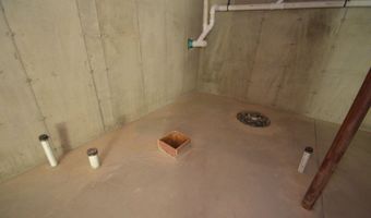 40 Tirrell Hill Rd, Bedford, NH 03110