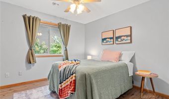 315 Fairgrounds Rd 104, Alexandria, MN 56308