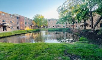 2219 NICHOLS Rd 17A, Arlington Heights, IL 60004