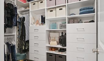 3250 Brackley Dr, Ann Arbor, MI 48105