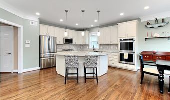 21264 FAIRHUNT Dr, Ashburn, VA 20148
